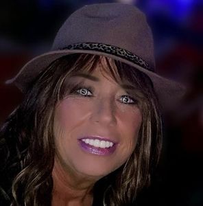 Meet your Posher, Donna